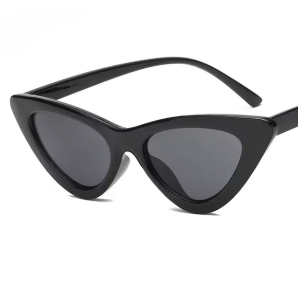 Retro Slim Cat Eye Sunglasses - Picture 4 of 4